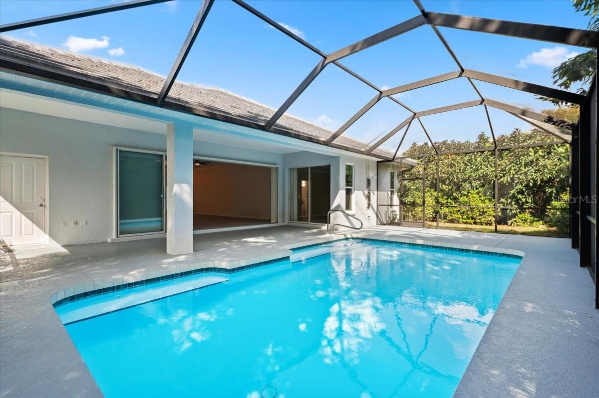 Image 41 of 50 For 700 Silk Oak Drive