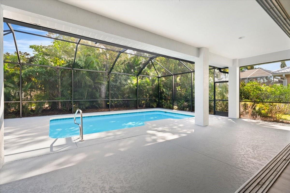 Image 43 of 50 For 700 Silk Oak Drive