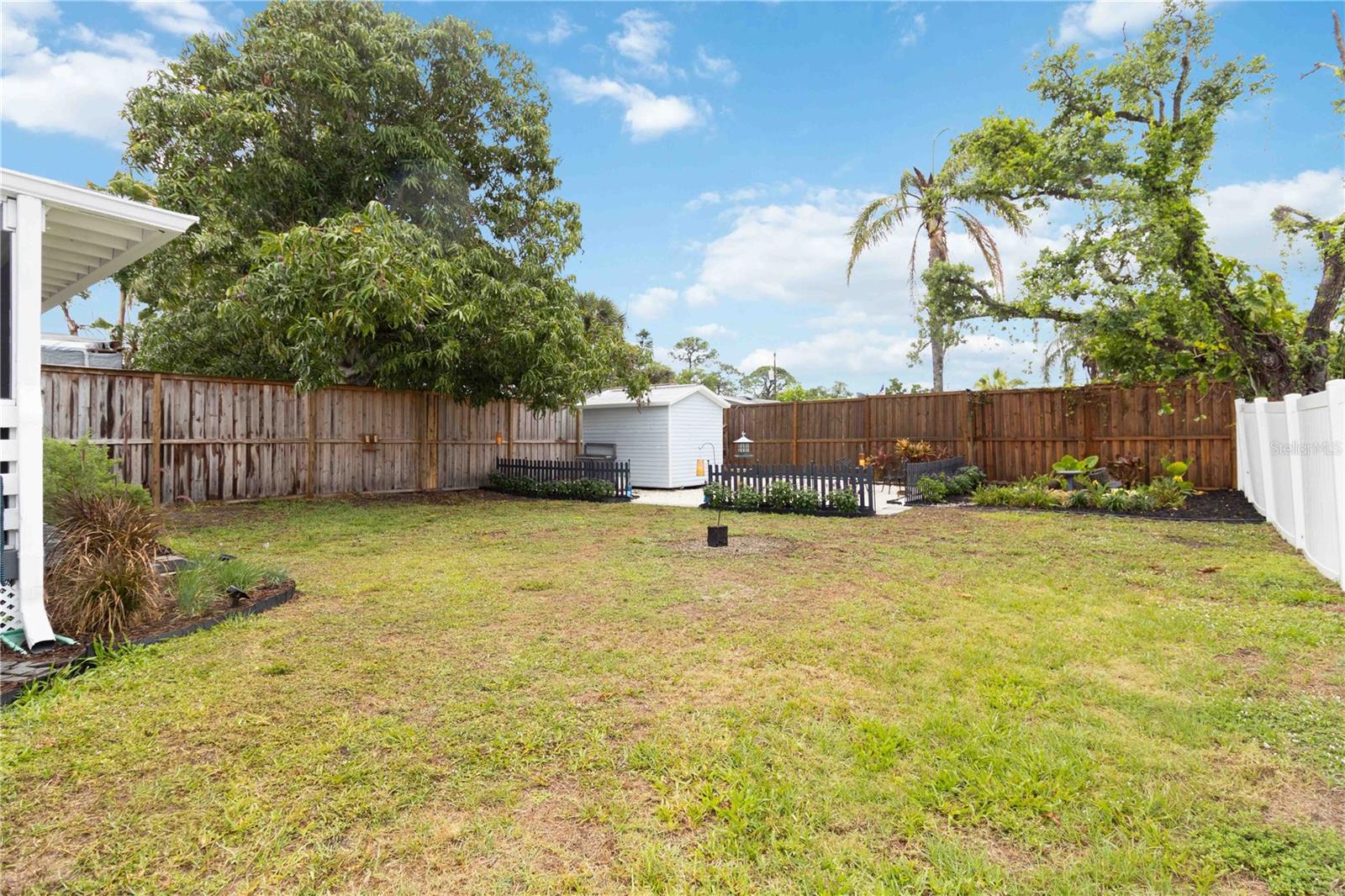 Image 24 of 26 For 2134 Hively Street