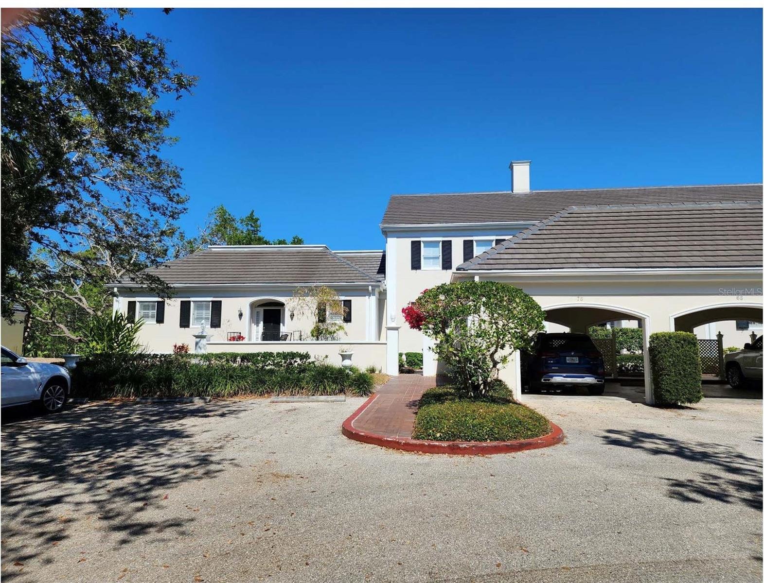 Image 15 of 23 For 76 Bishops Court Road 116