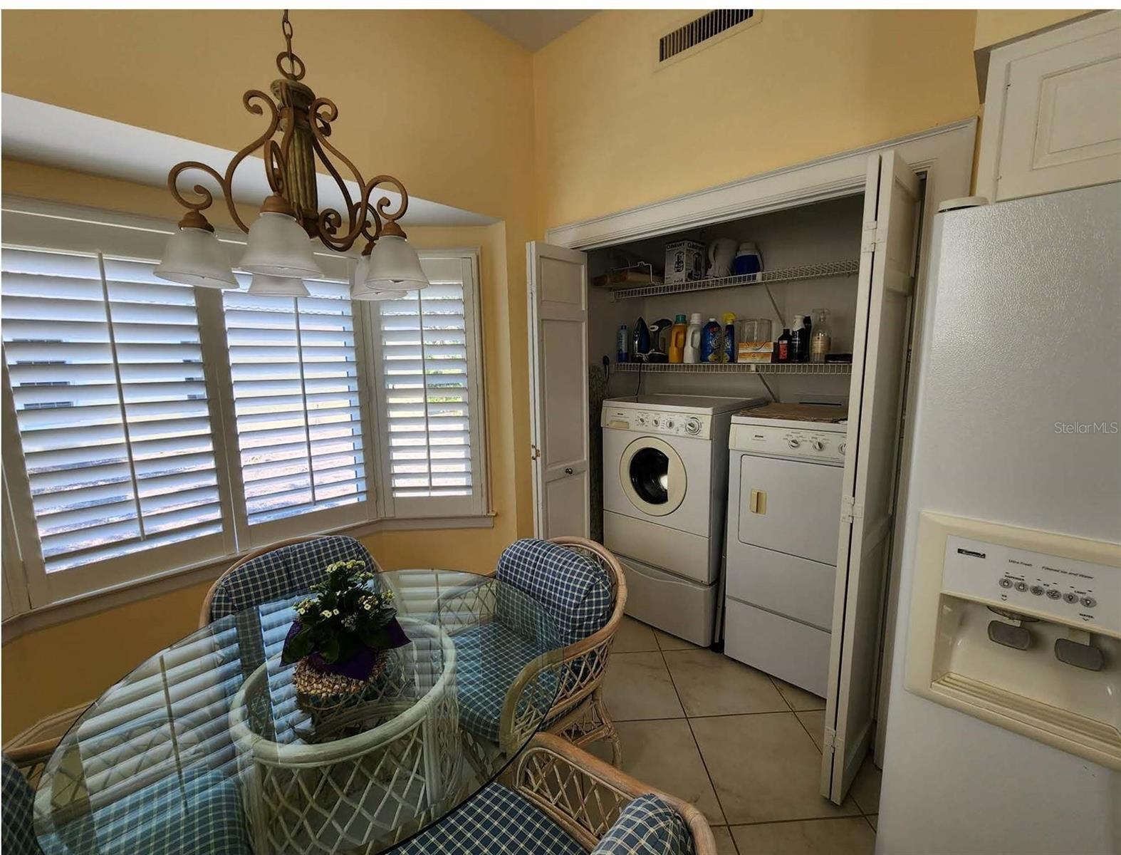 Image 2 of 23 For 76 Bishops Court Road 116