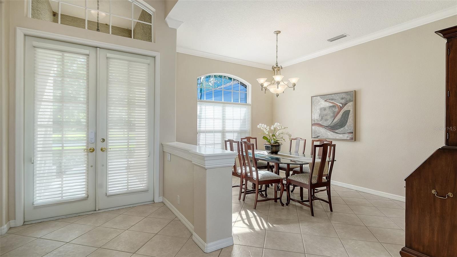 Image 11 of 76 For 7312 Pine Valley Street