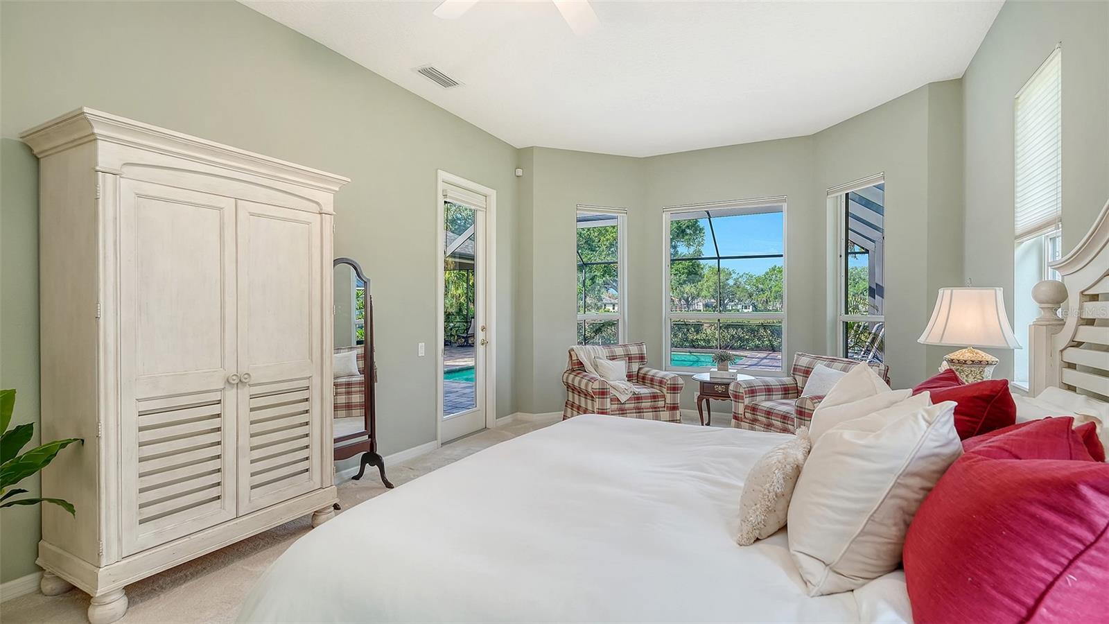 Image 29 of 76 For 7312 Pine Valley Street