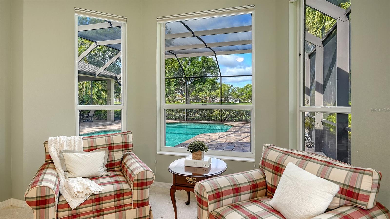 Image 31 of 76 For 7312 Pine Valley Street