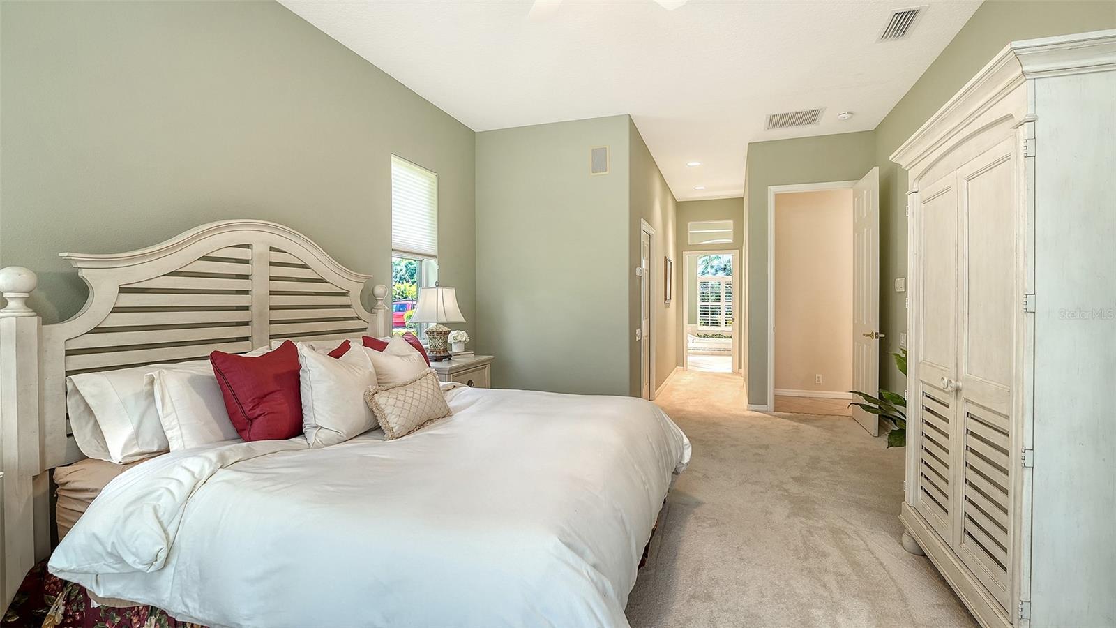 Image 32 of 76 For 7312 Pine Valley Street