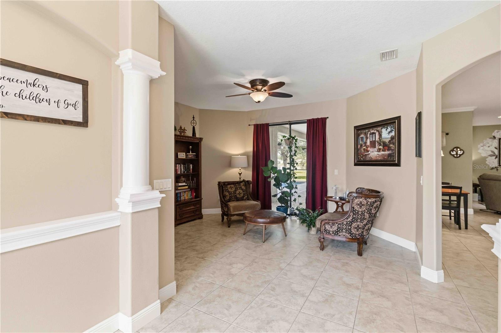 Image 10 of 54 For 15458 Mulholland Road