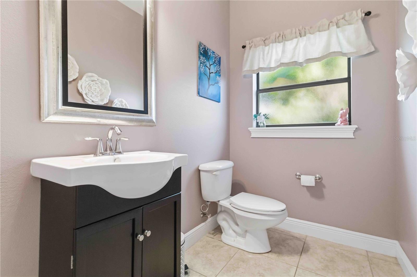 Image 34 of 54 For 15458 Mulholland Road