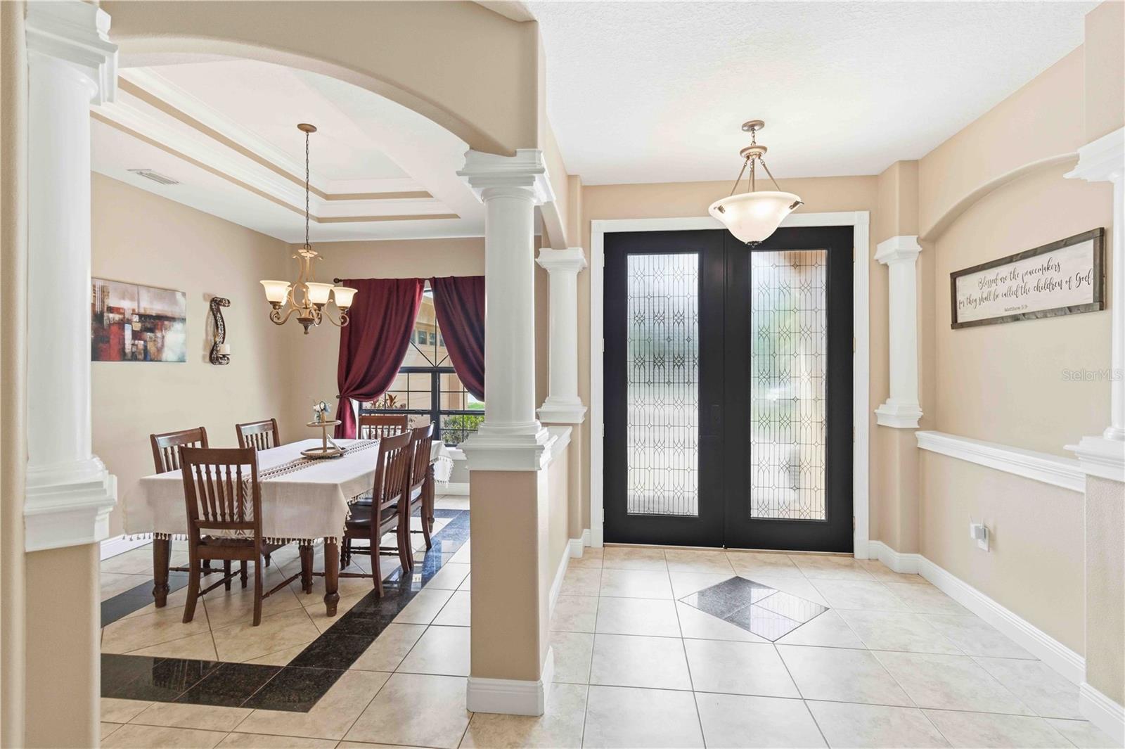 Image 8 of 54 For 15458 Mulholland Road