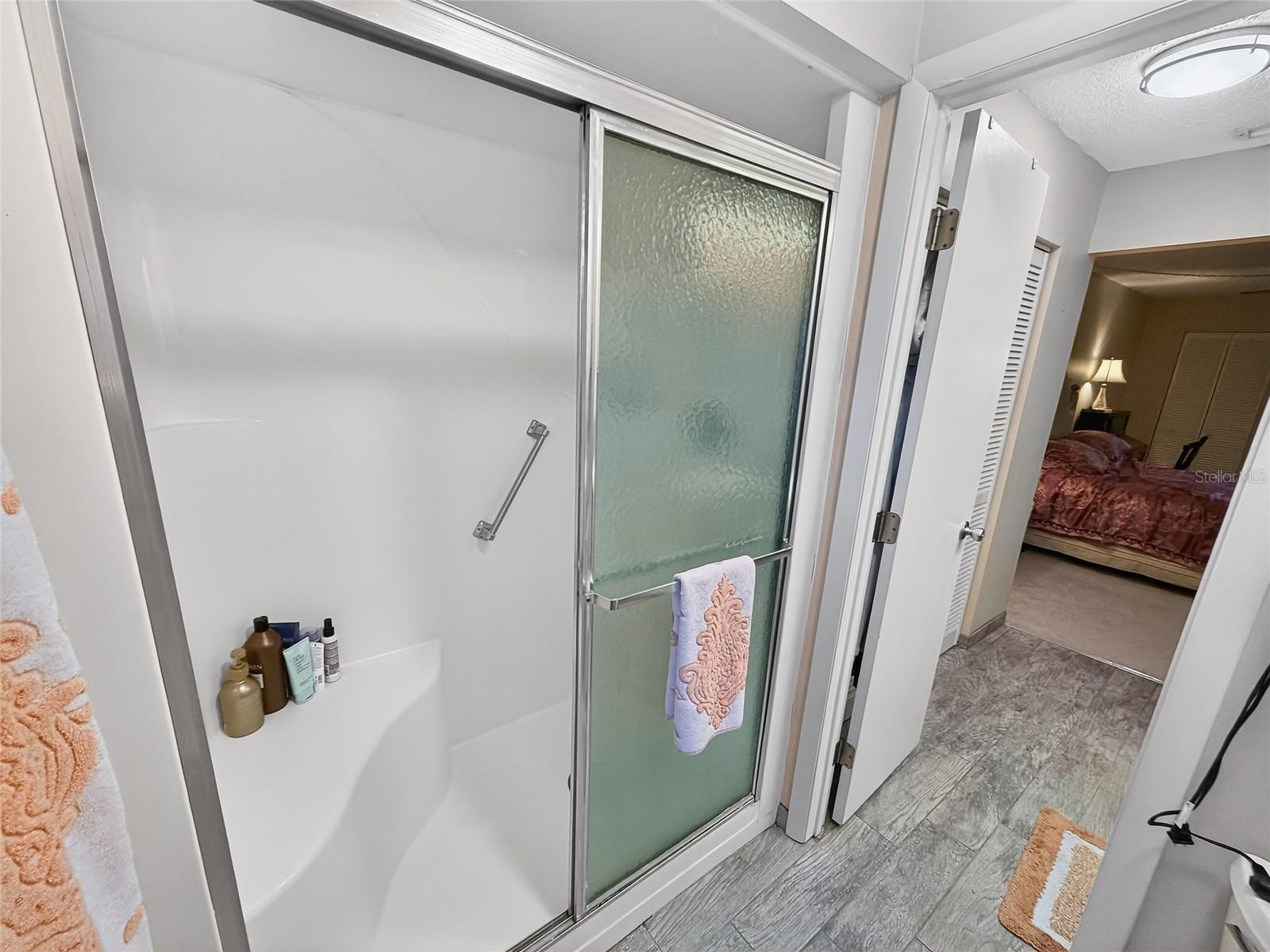 Image 24 of 63 For 4160 Fruitville Road 11