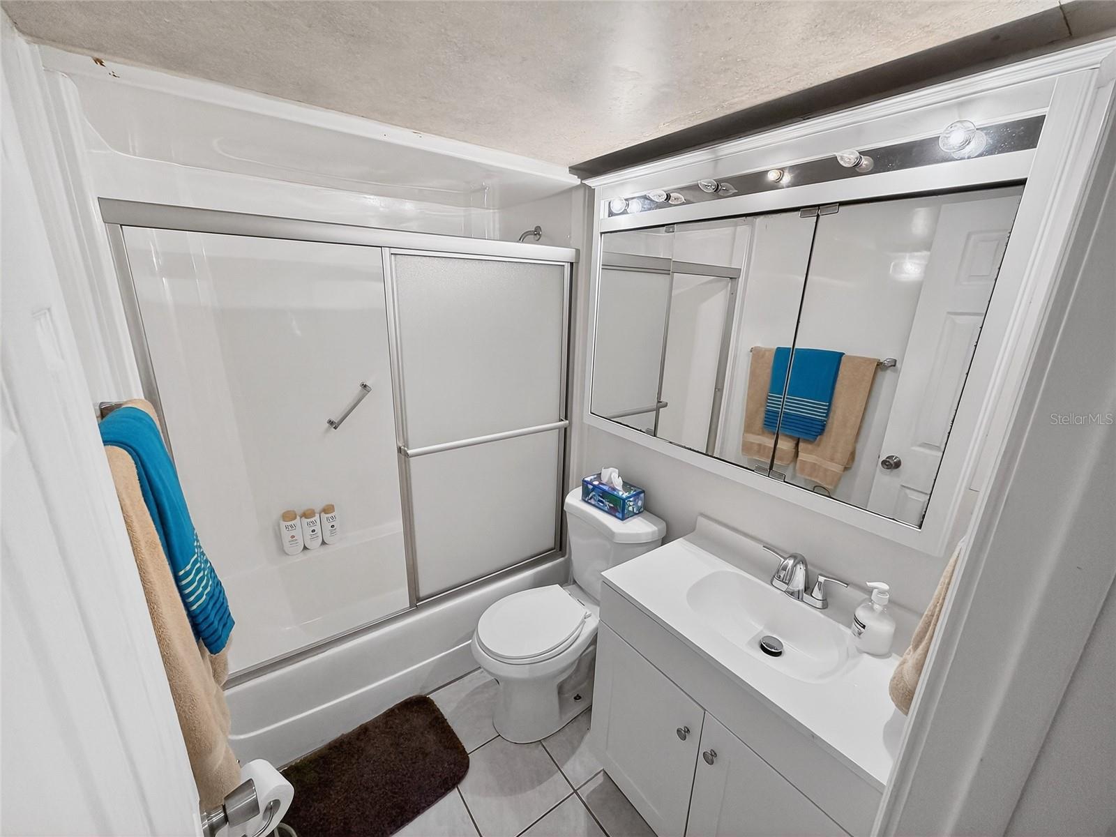 Image 27 of 63 For 4160 Fruitville Road 11