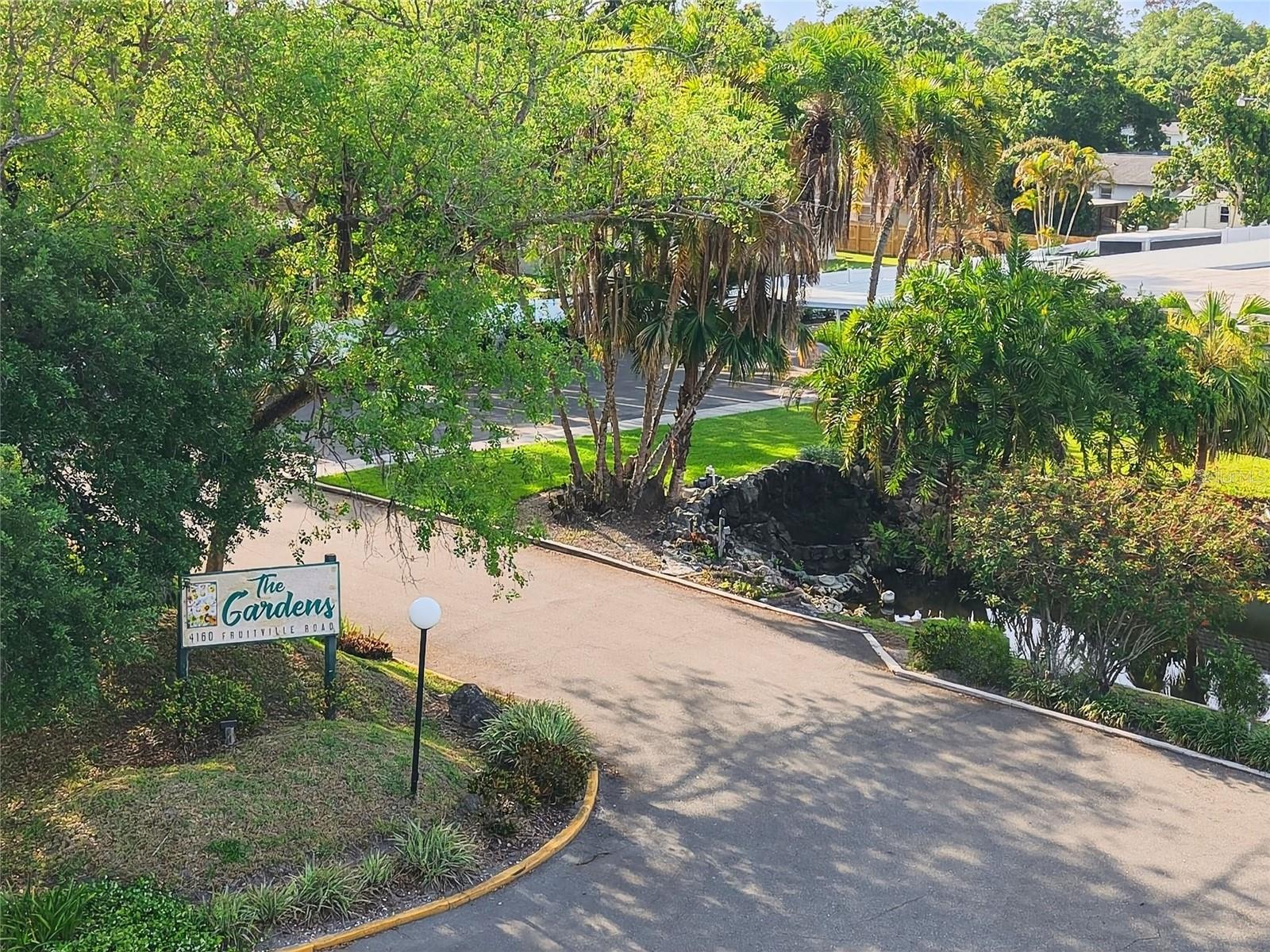 Image 34 of 63 For 4160 Fruitville Road 11