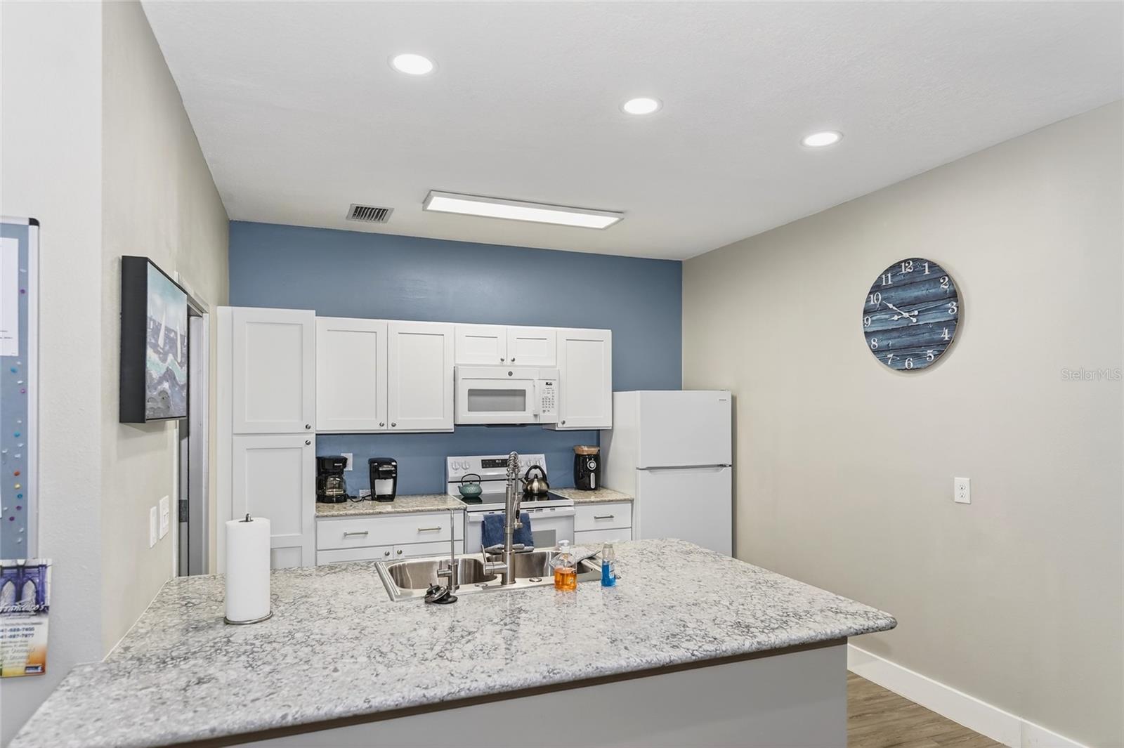 Image 51 of 63 For 4160 Fruitville Road 11