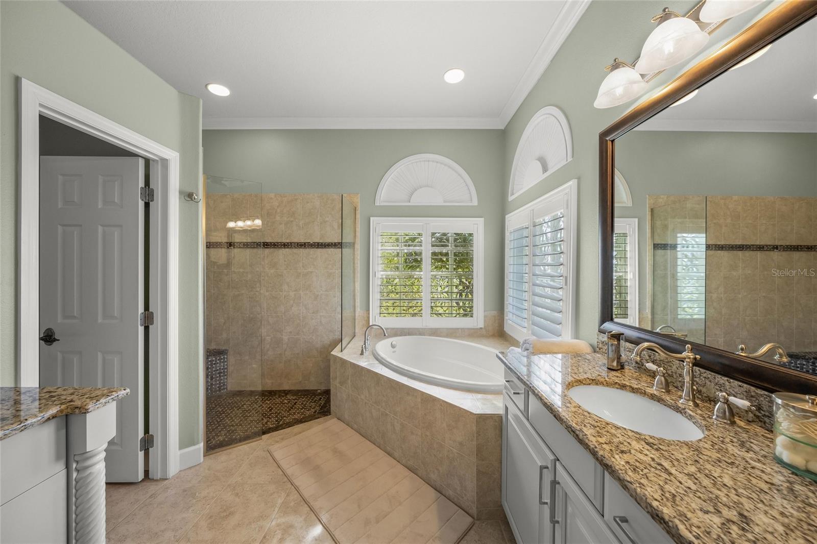 Image 41 of 74 For 8282 Barton Farms Boulevard