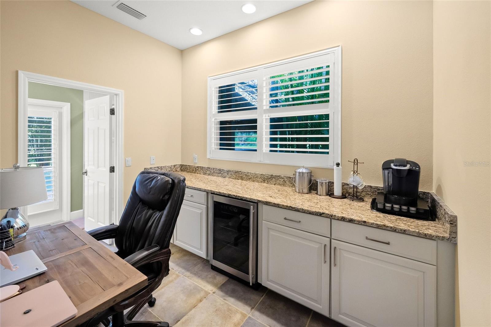 Image 51 of 74 For 8282 Barton Farms Boulevard