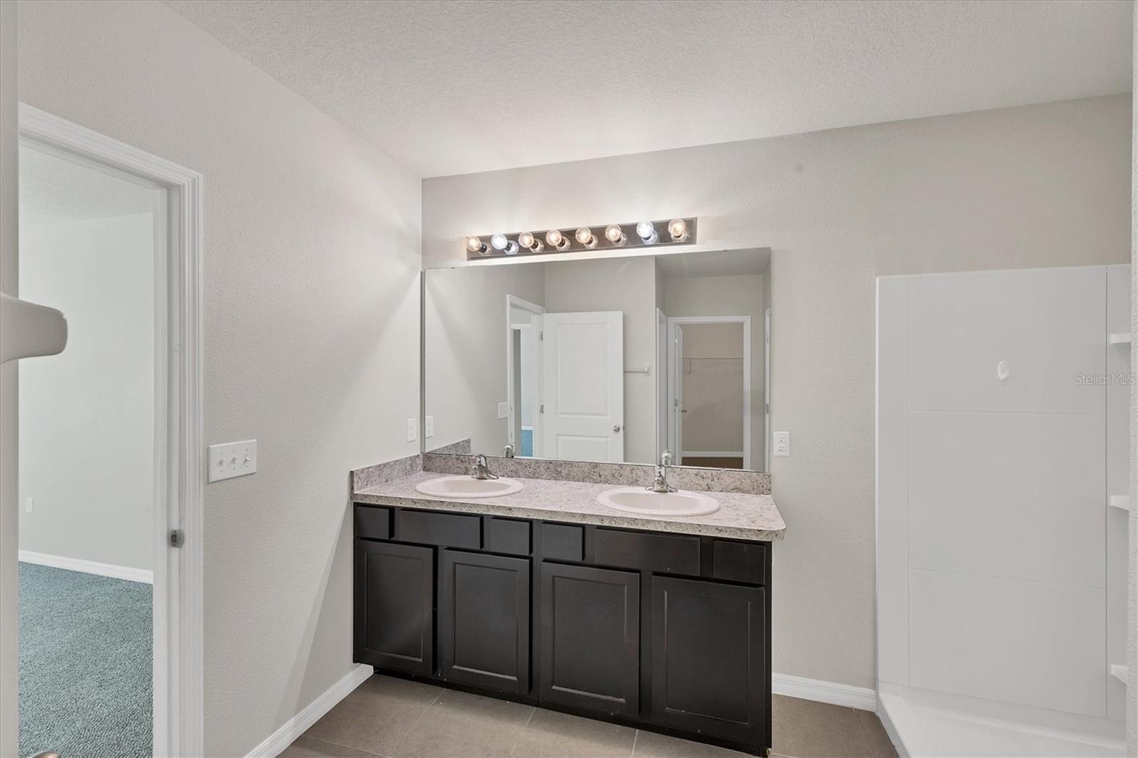 Image 13 of 46 For 153 Tierra Verde Way