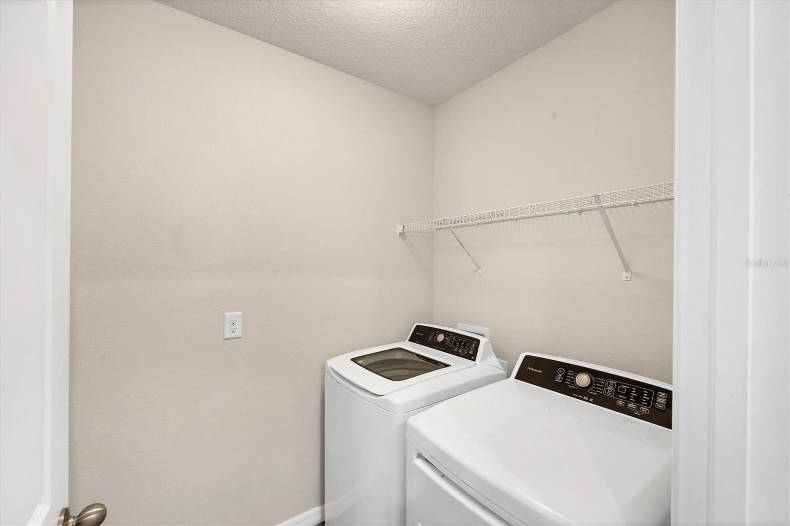 Image 22 of 46 For 153 Tierra Verde Way