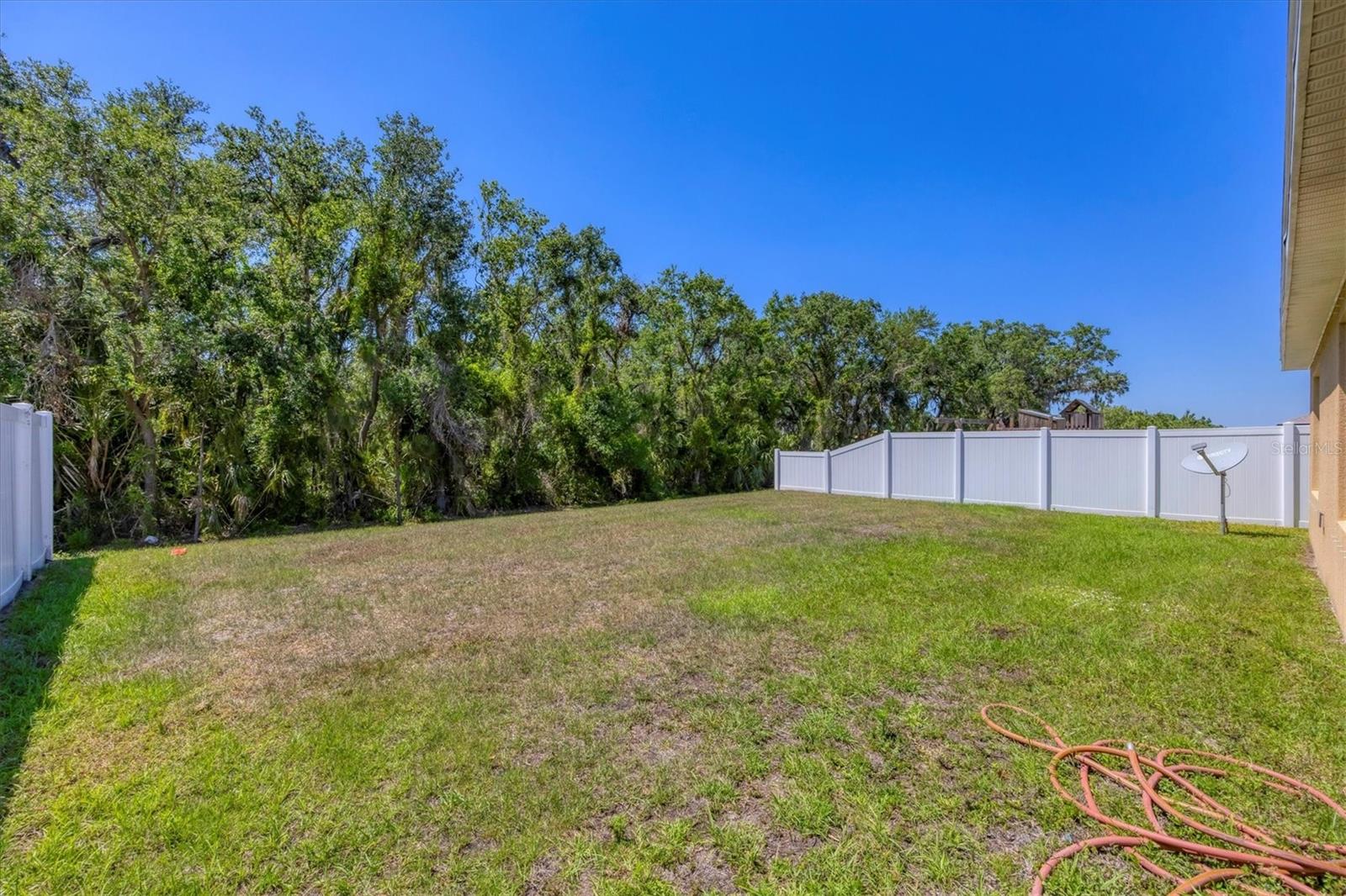 Image 25 of 46 For 153 Tierra Verde Way