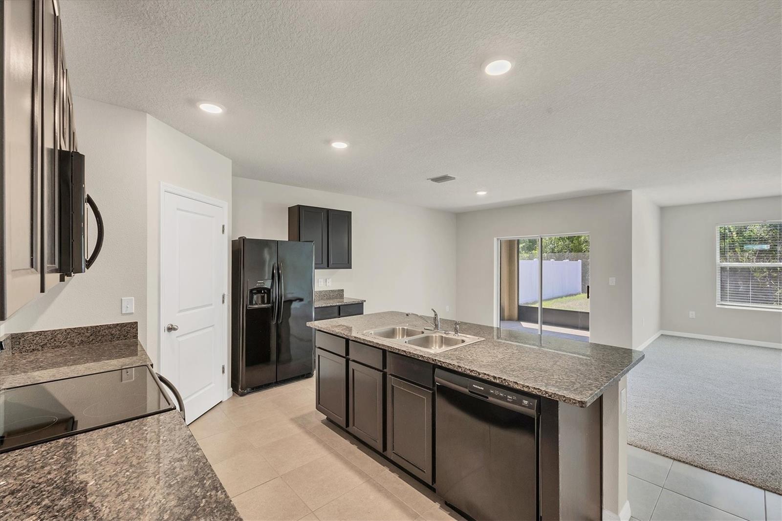 Image 8 of 46 For 153 Tierra Verde Way