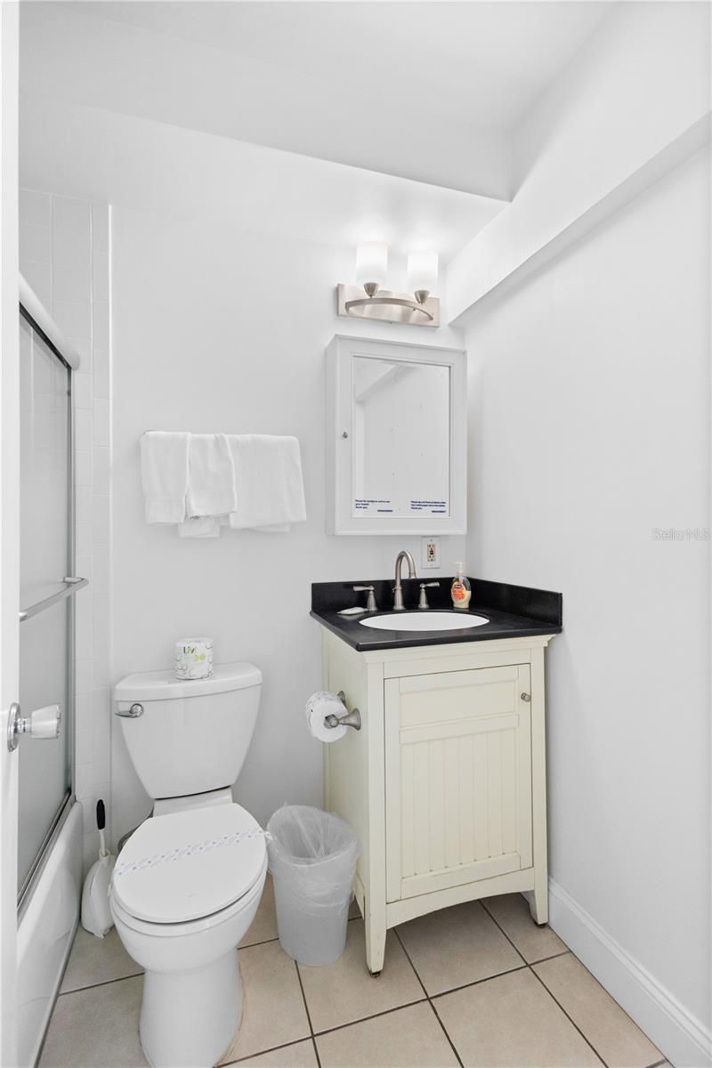 Image 12 of 65 For 5830 Midnight Pass Road T22