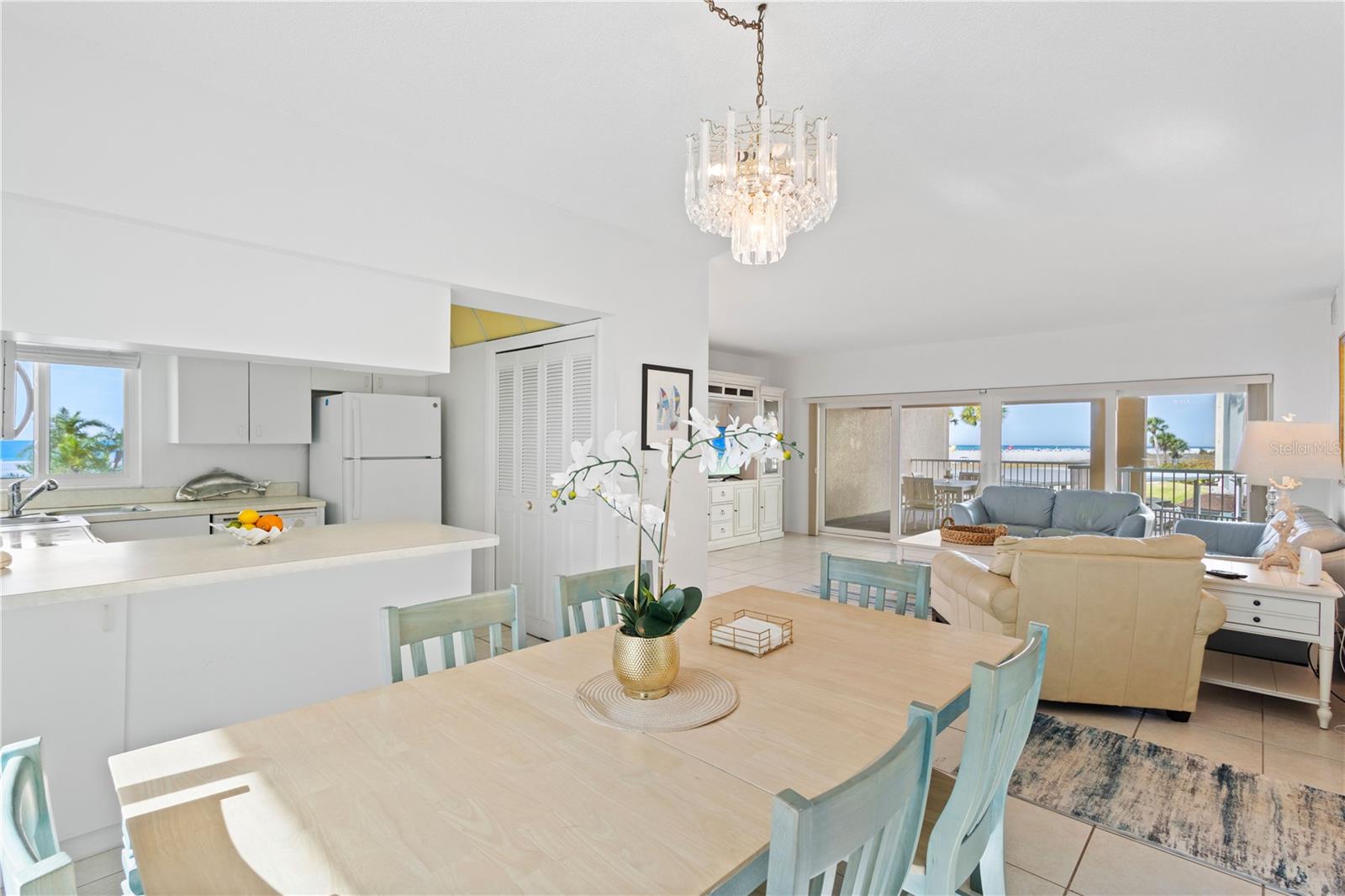 Image 17 of 65 For 5830 Midnight Pass Road T22