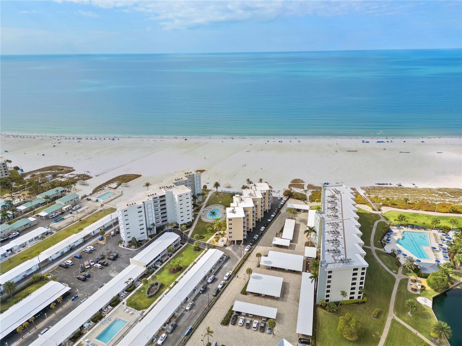 Image 42 of 65 For 5830 Midnight Pass Road T22