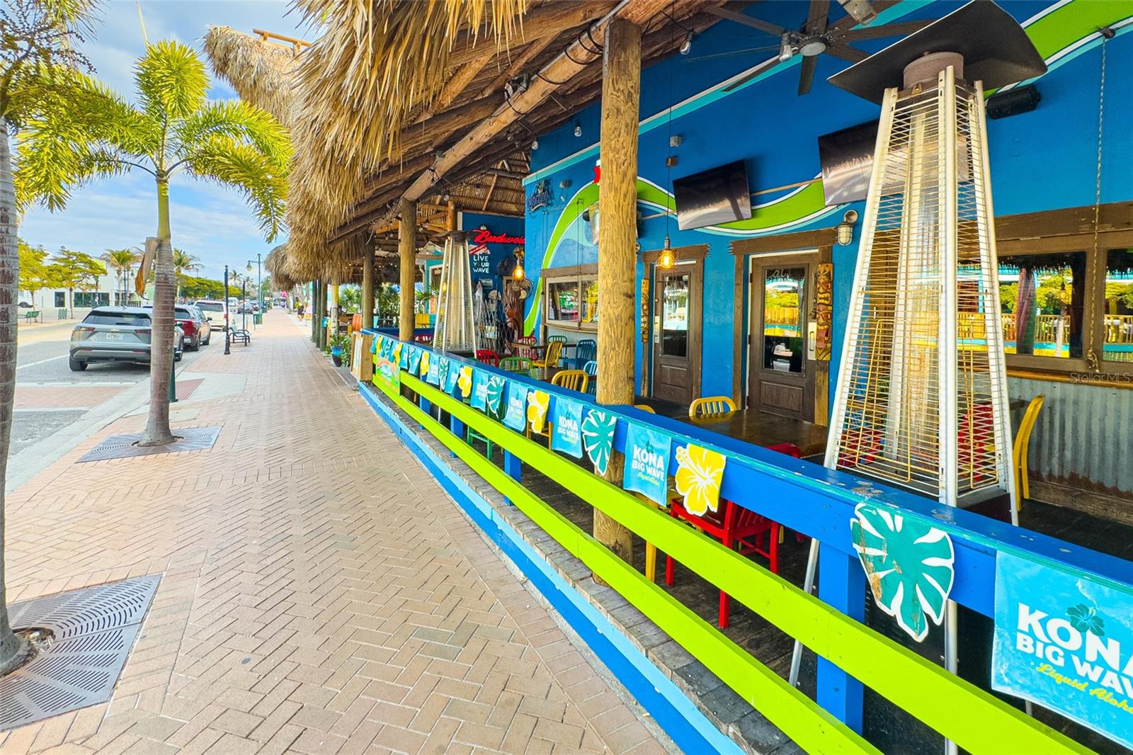 Image 47 of 65 For 5830 Midnight Pass Road T22