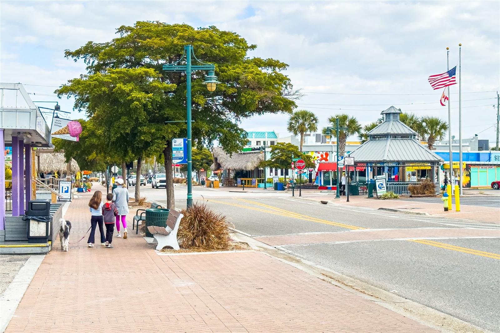 Image 51 of 65 For 5830 Midnight Pass Road T22