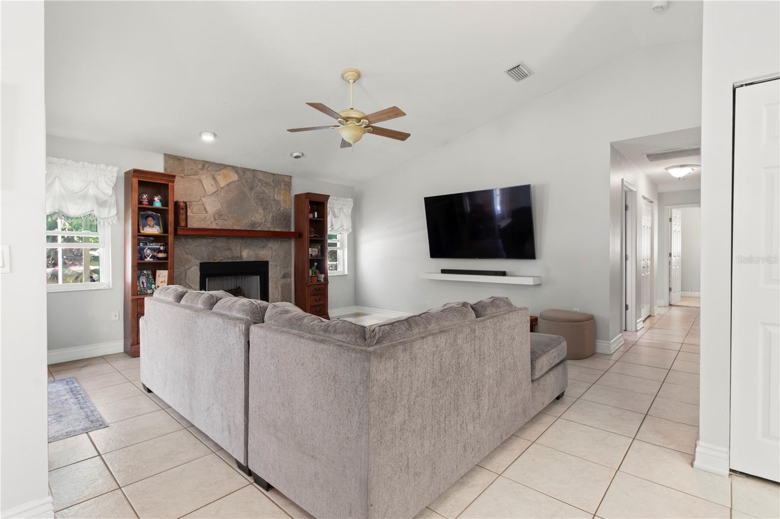 Image 15 of 57 For 5910 Bella Road