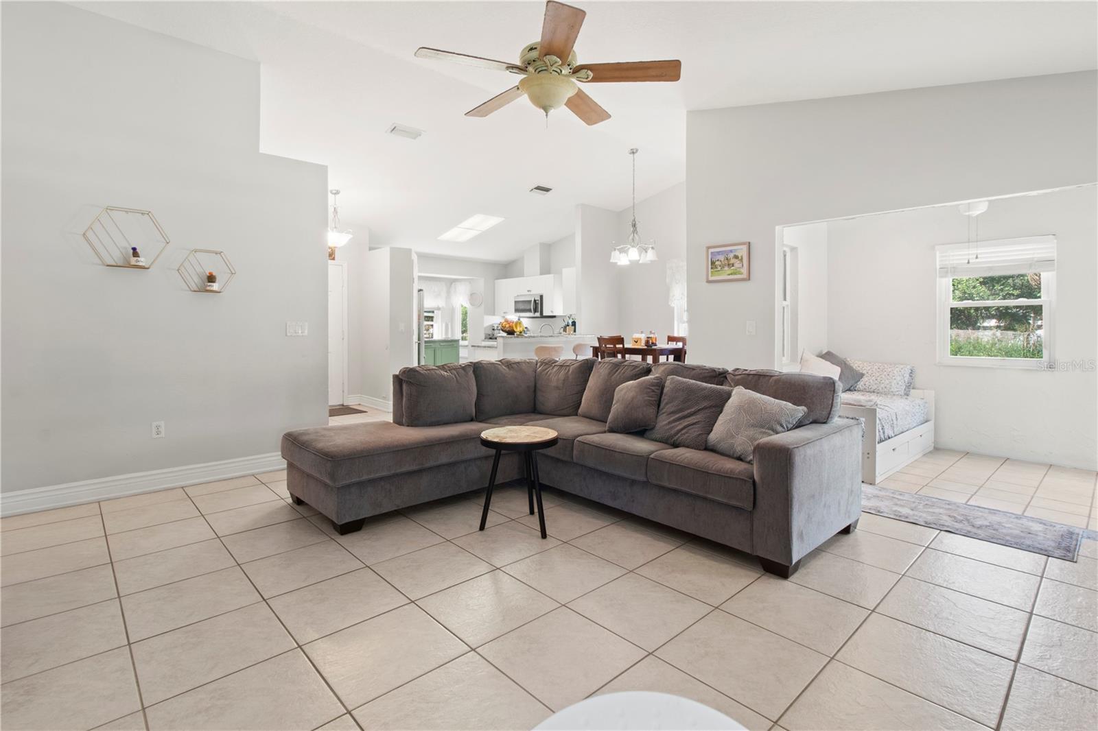 Image 17 of 57 For 5910 Bella Road