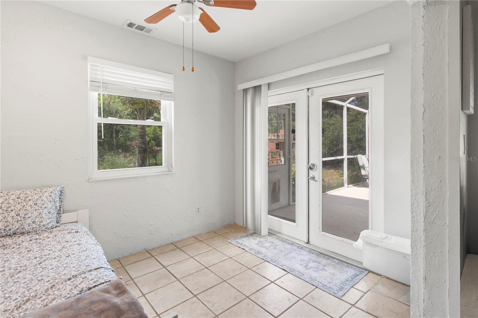 Image 18 of 57 For 5910 Bella Road