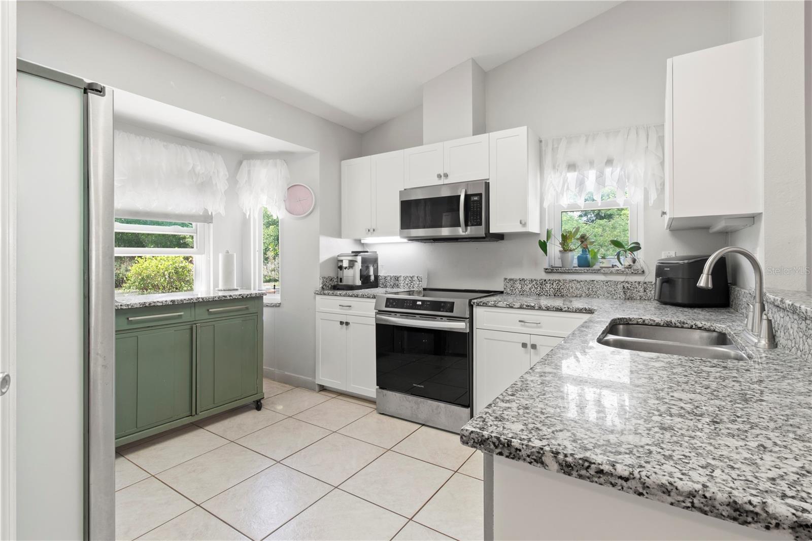 Image 9 of 57 For 5910 Bella Road