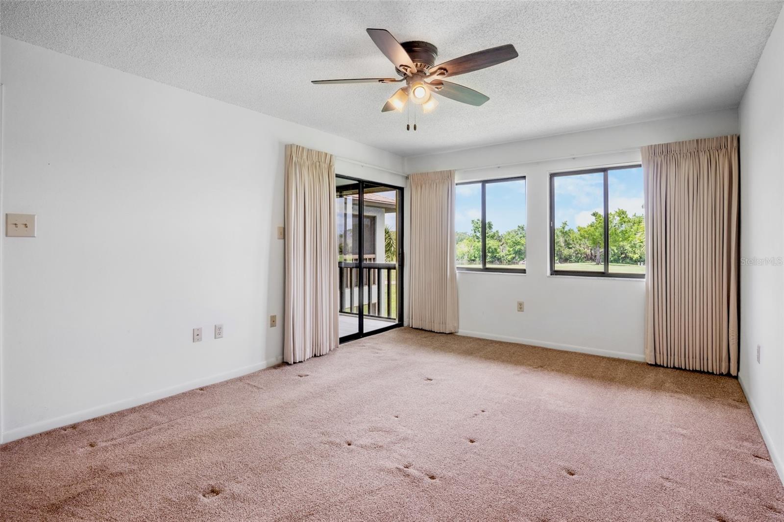 Image 17 of 36 For 4623 Longwater Chase  112 Bldg J