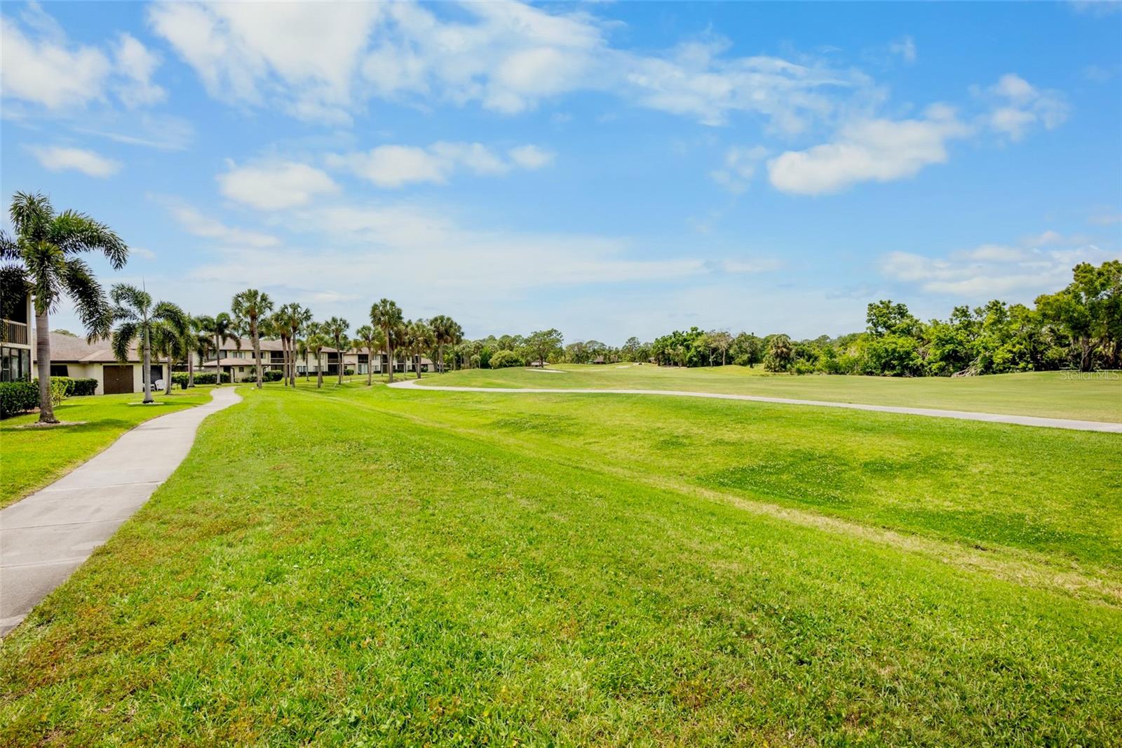 Image 25 of 36 For 4623 Longwater Chase  112 Bldg J