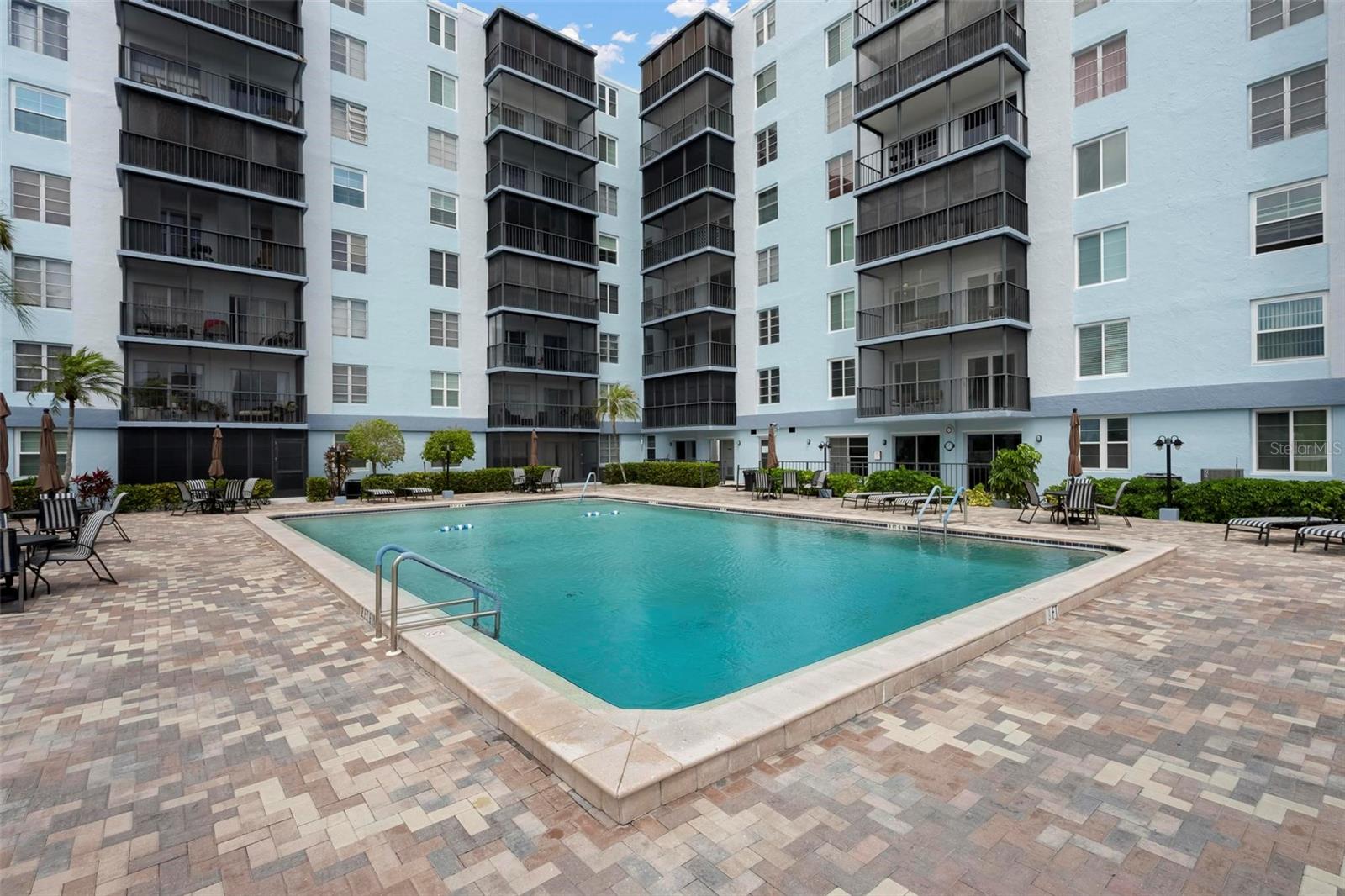 Image 28 of 39 For 2901 26th Street W 303