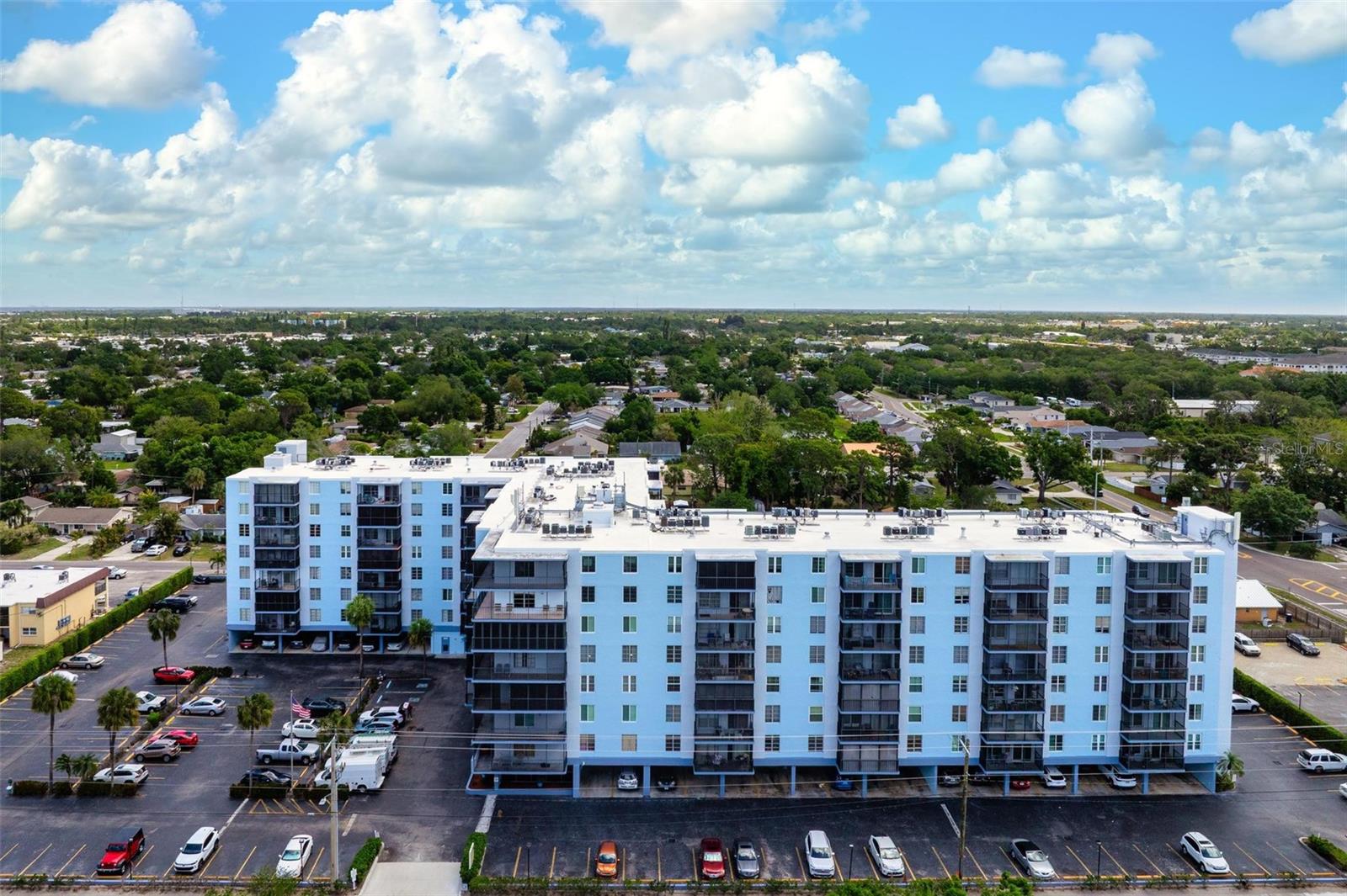 Image 3 of 39 For 2901 26th Street W 303