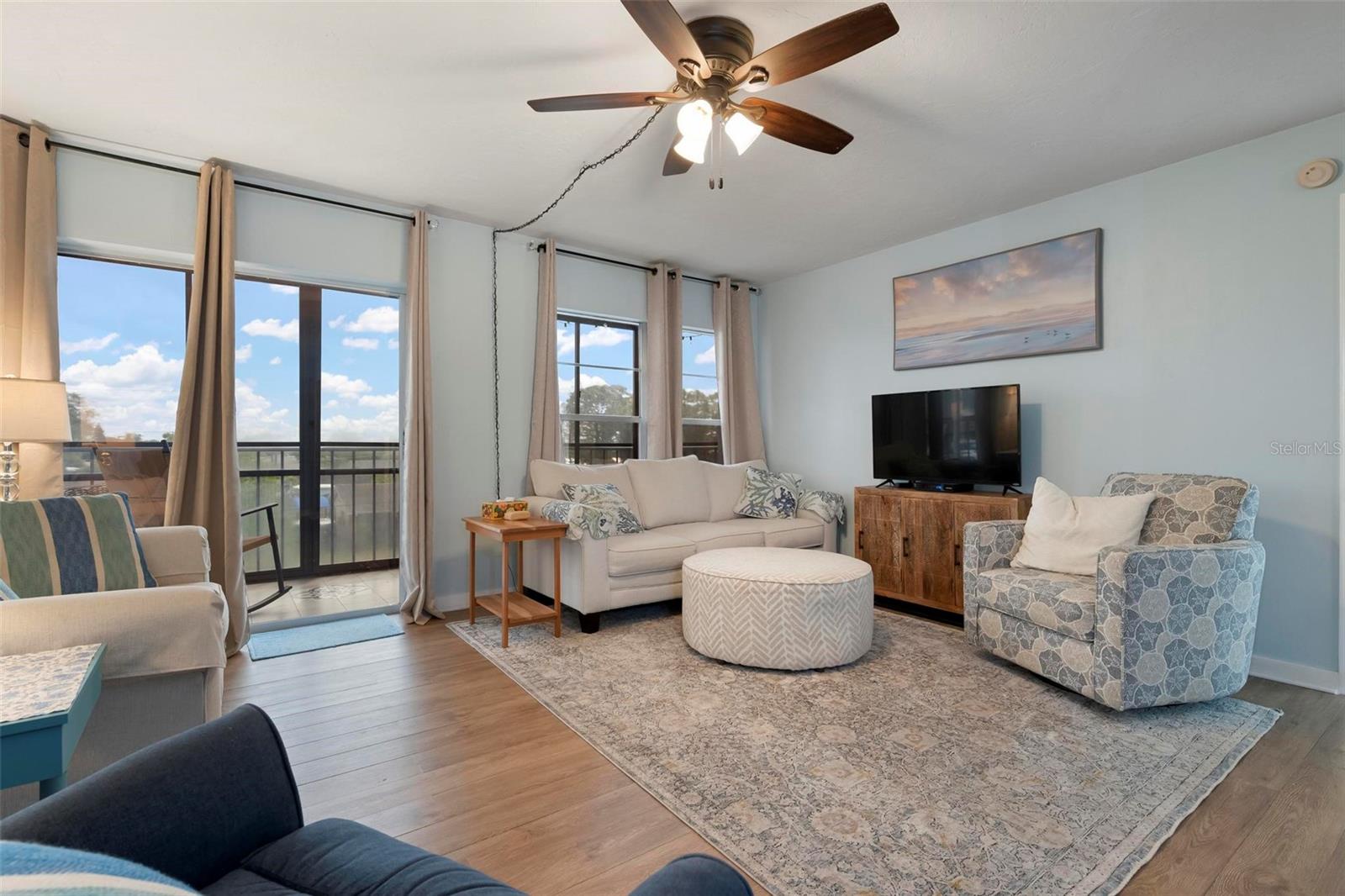 Image 8 of 39 For 2901 26th Street W 303