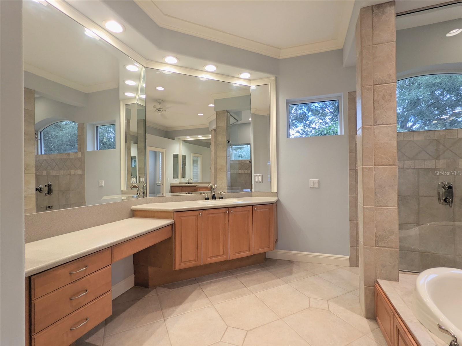 Image 28 of 67 For 7460 Paurotis Court