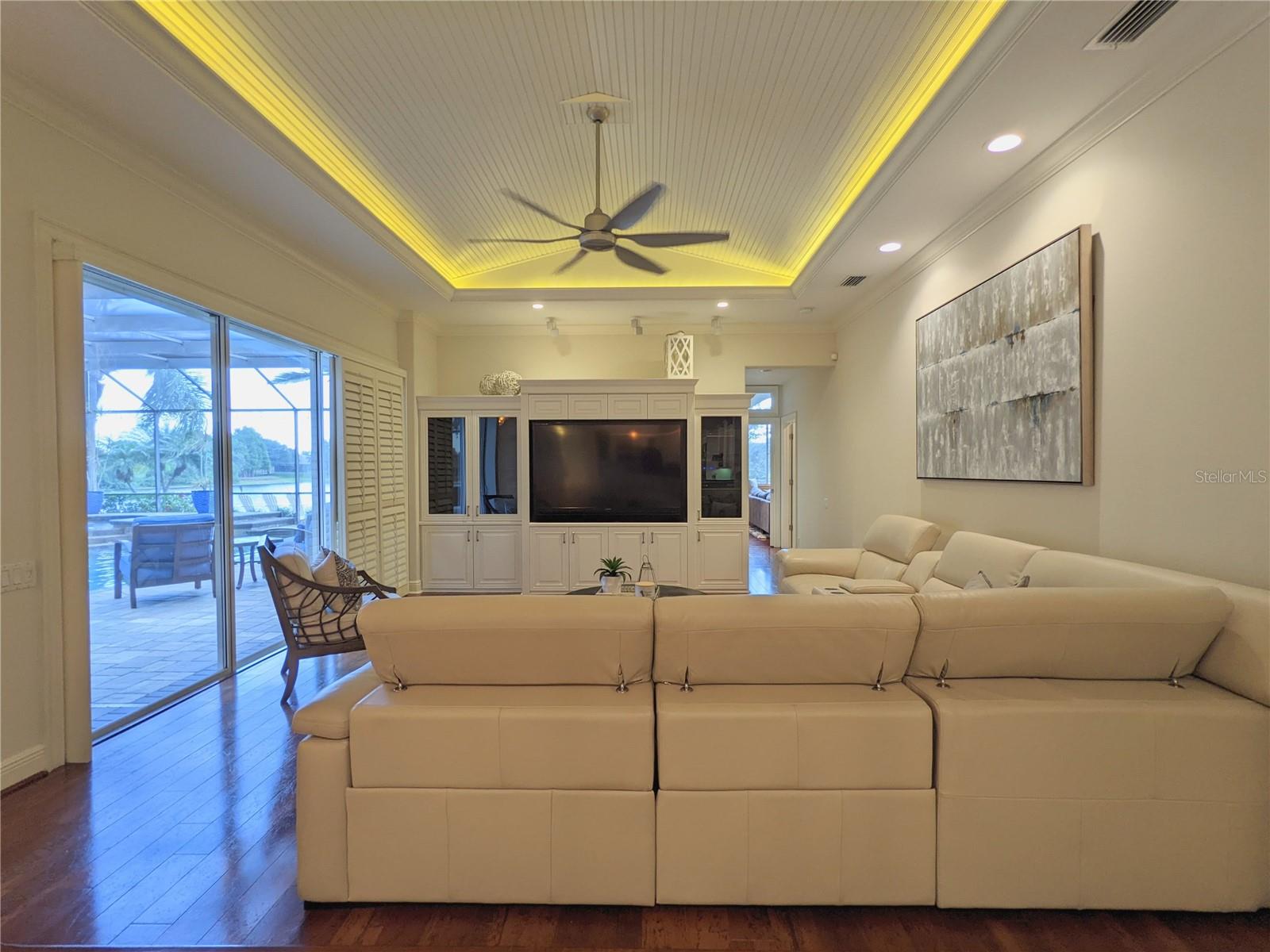 Image 8 of 67 For 7460 Paurotis Court