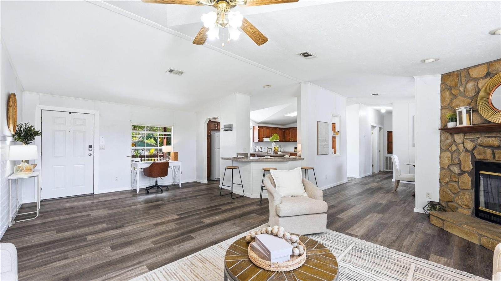 Image 12 of 38 For 6125 Shirley Avenue