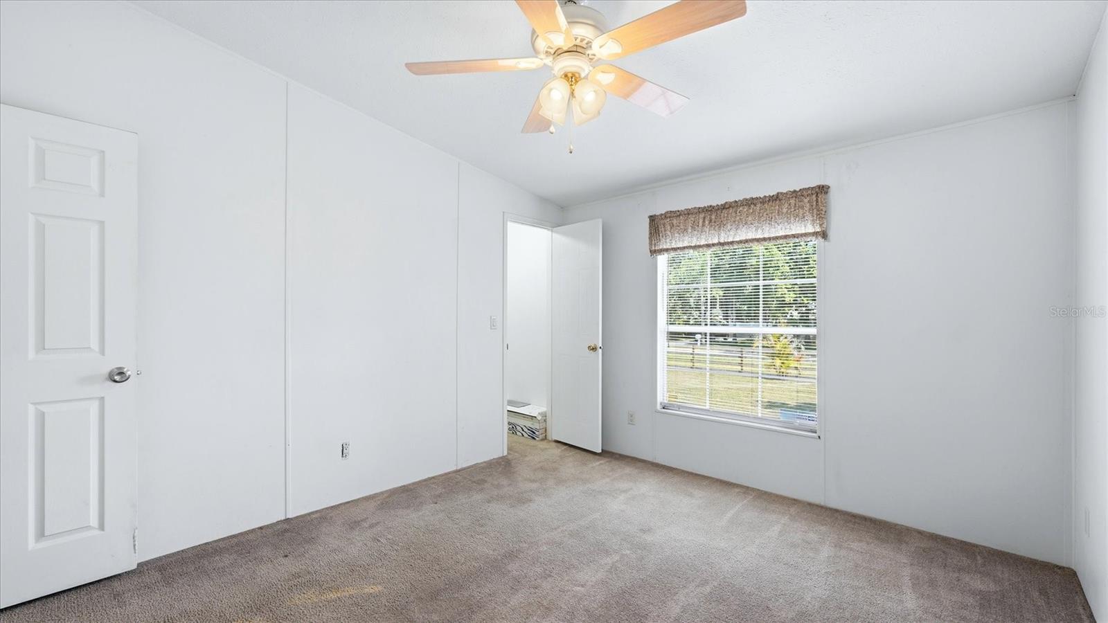 Image 29 of 38 For 6125 Shirley Avenue