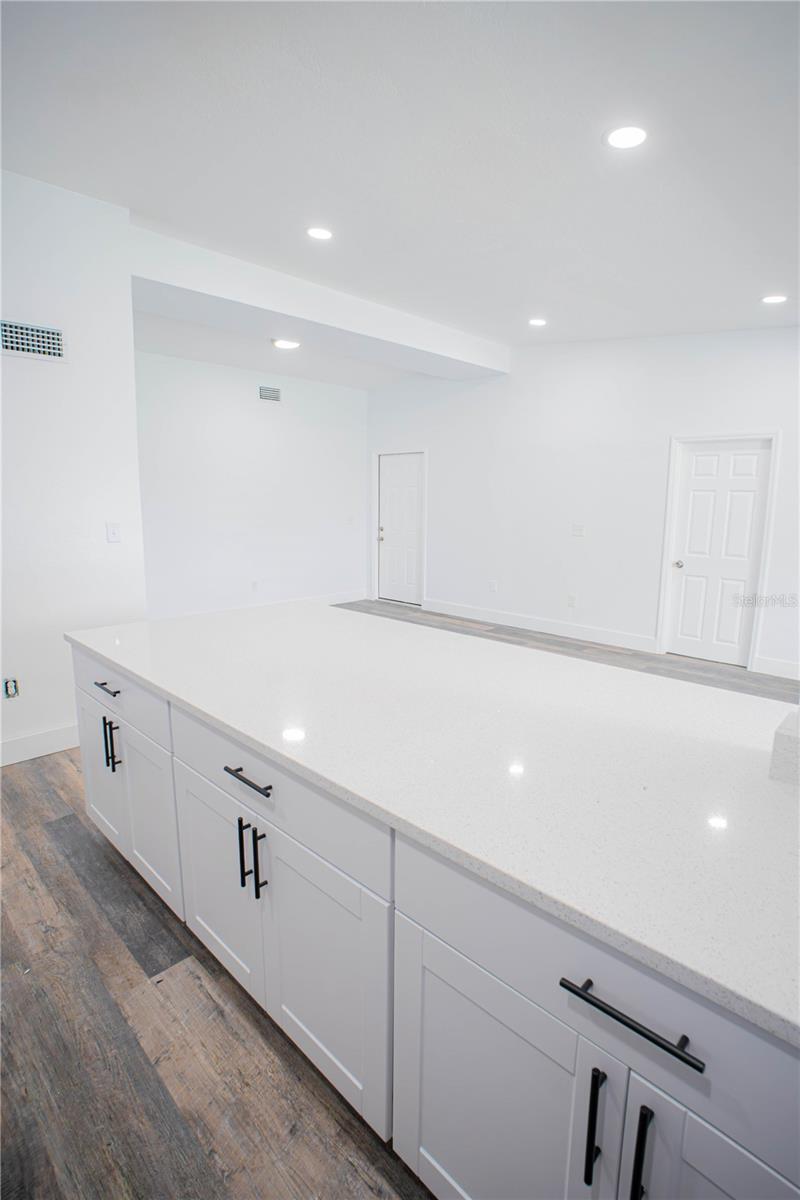 Image 4 of 18 For 2144 Harbor Boulevard