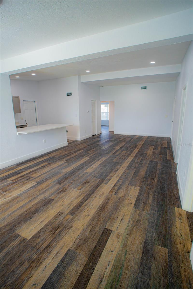 Image 6 of 18 For 2144 Harbor Boulevard