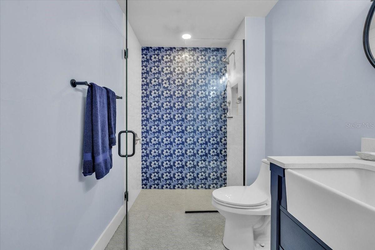 Listing photo id 27 for 9470 Colony Drive