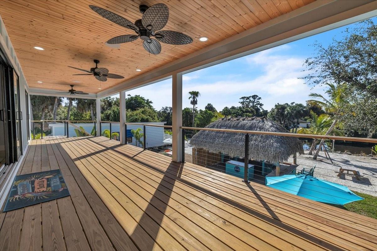 Listing photo id 29 for 9470 Colony Drive