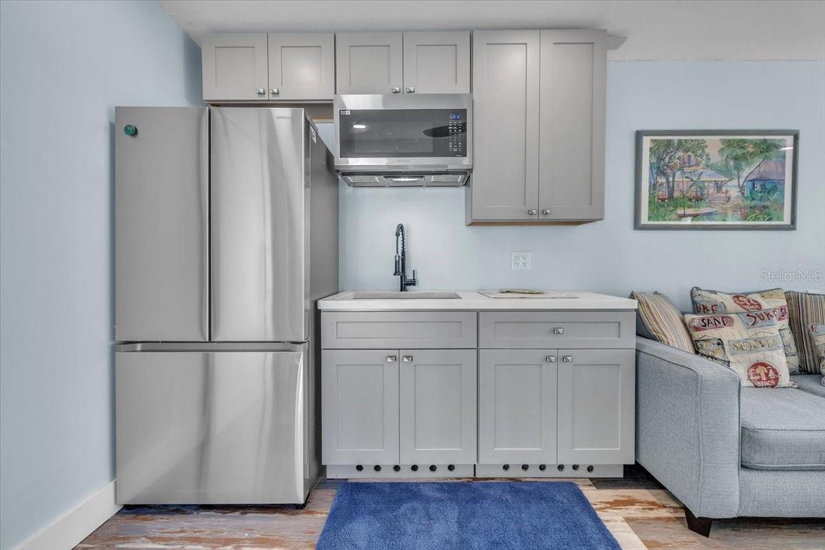 Listing photo id 43 for 9470 Colony Drive