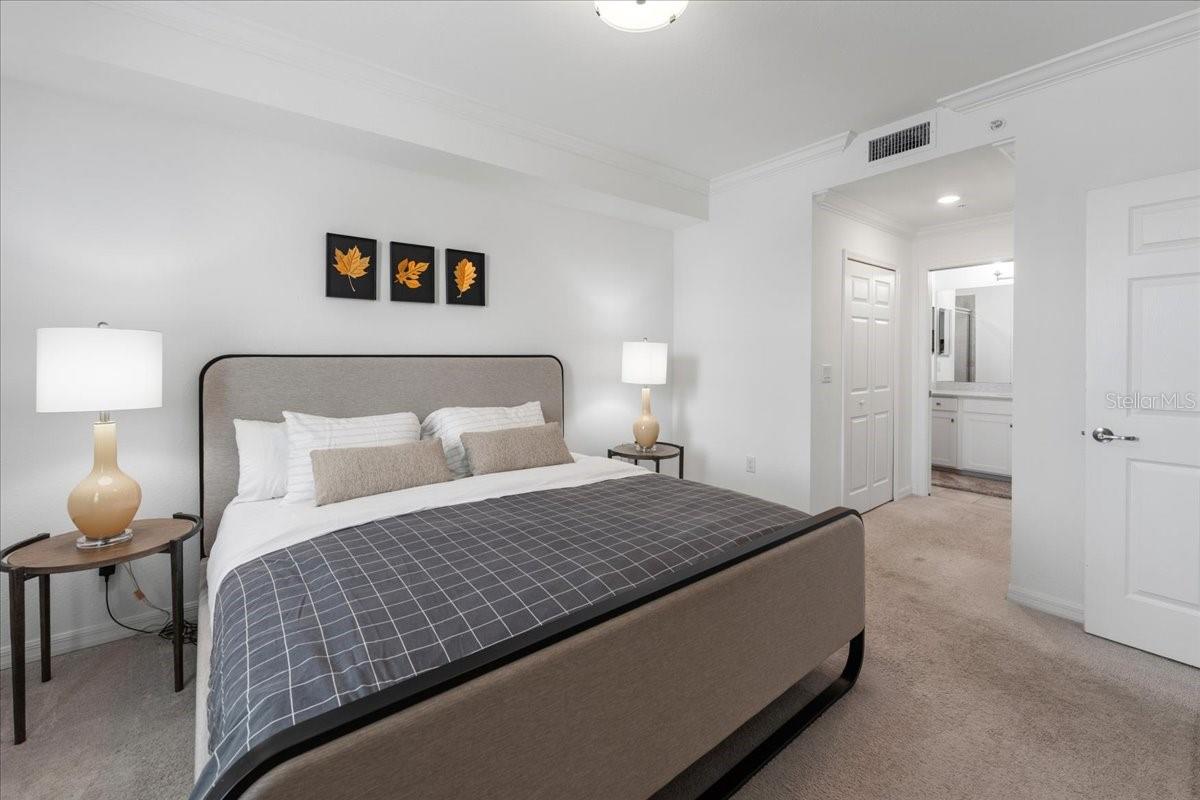 Image 25 of 49 For 18008 Gawthrop Drive 104