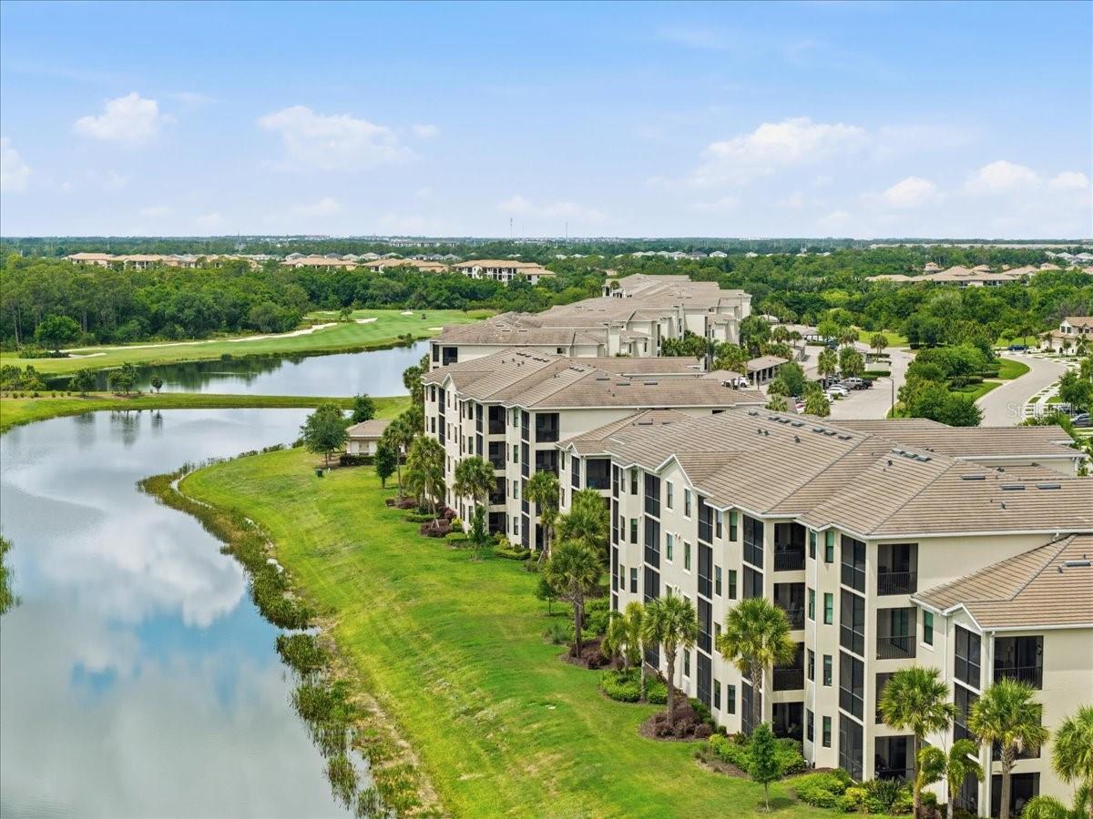 Image 37 of 49 For 18008 Gawthrop Drive 104