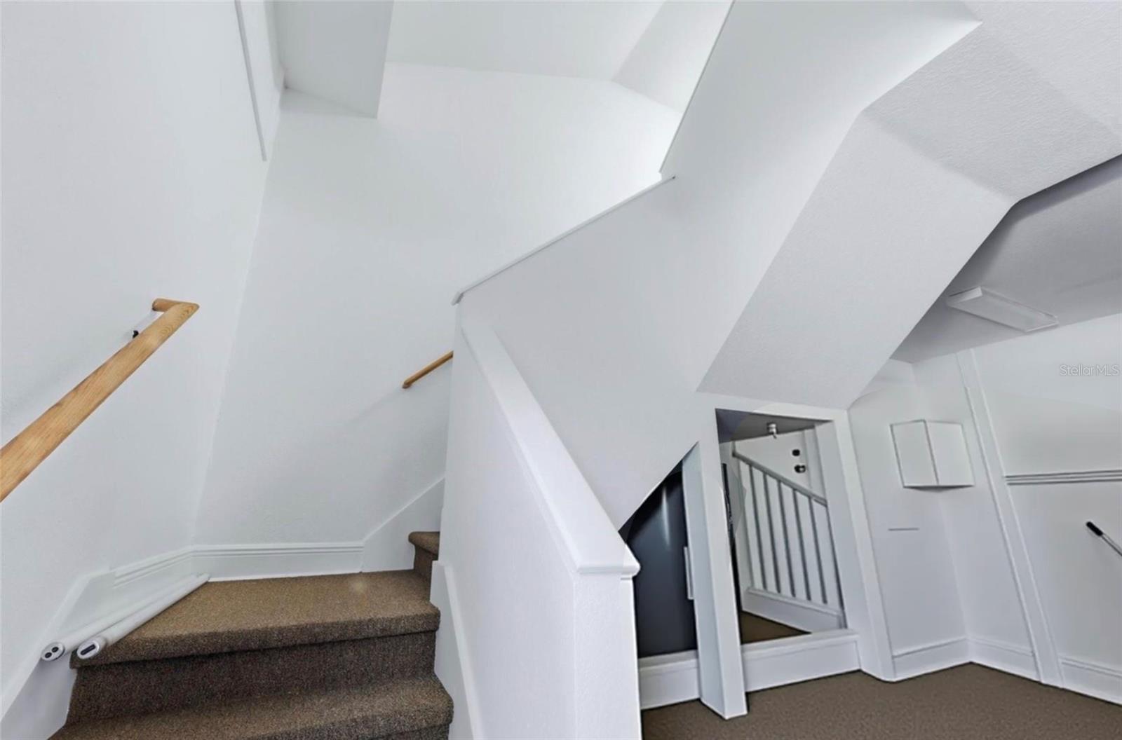 Image 37 of 57 For 1740 Amberwynd Circle W