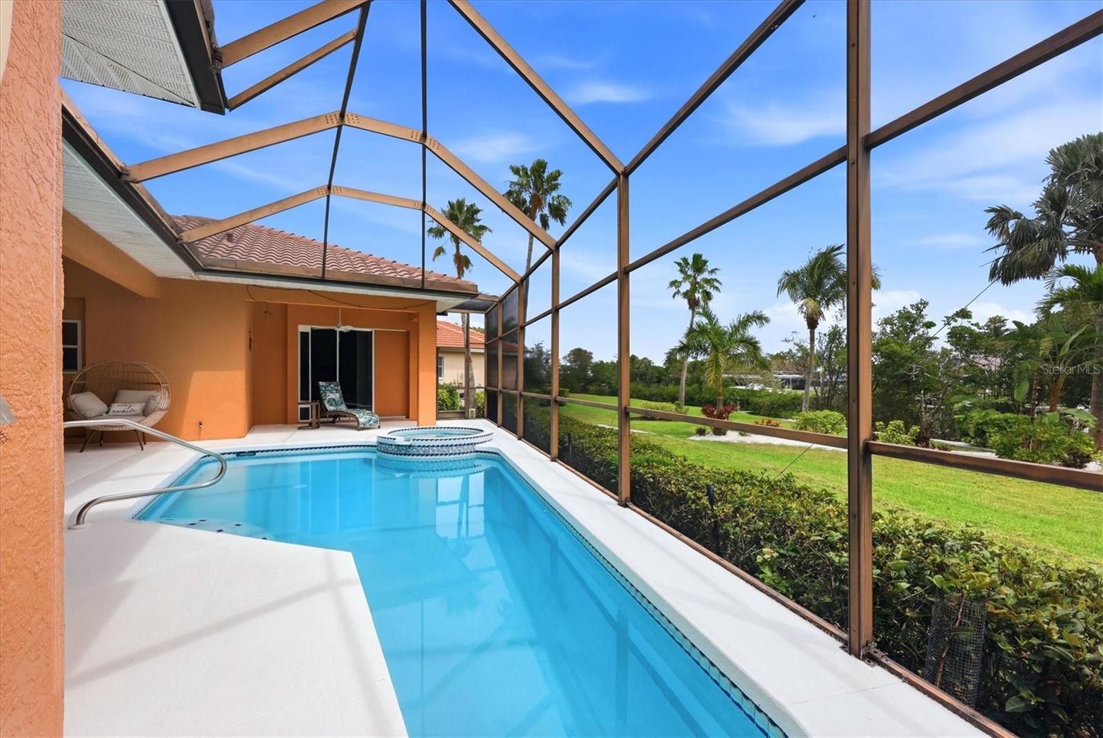 Image 42 of 57 For 1740 Amberwynd Circle W