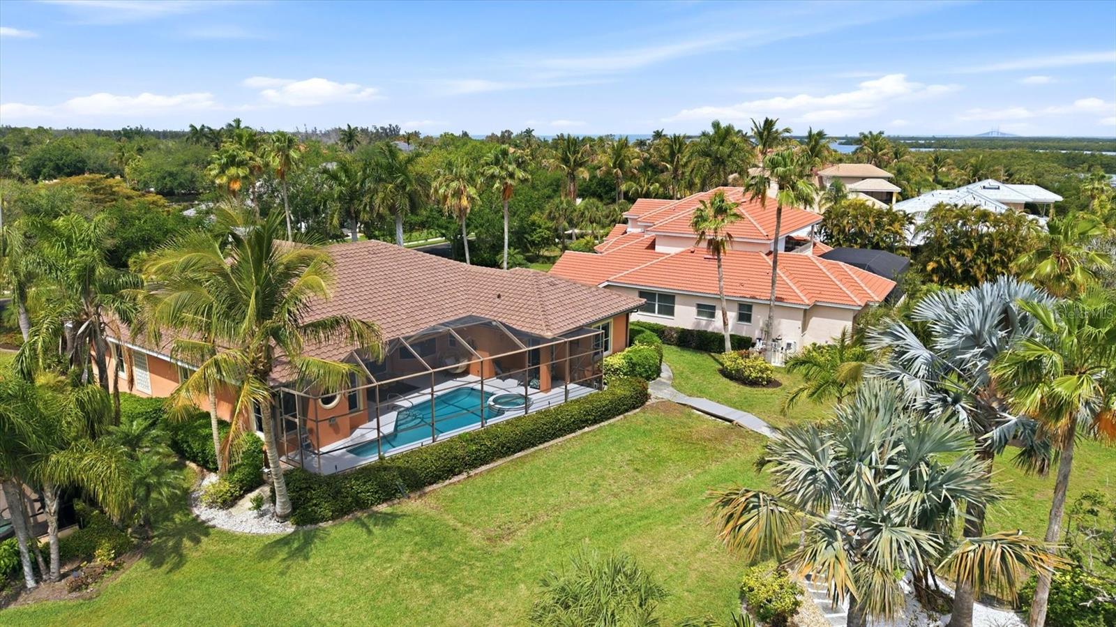 Image 6 of 57 For 1740 Amberwynd Circle W